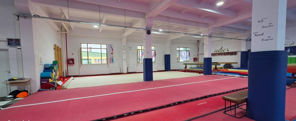 Sala de 450mp Kids Acro Dance